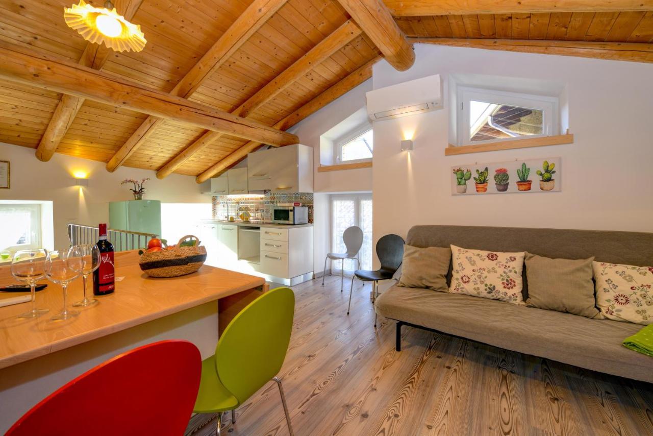 Casa Nel Borgo - Il Gufo Διαμέρισμα Tremosine Εξωτερικό φωτογραφία