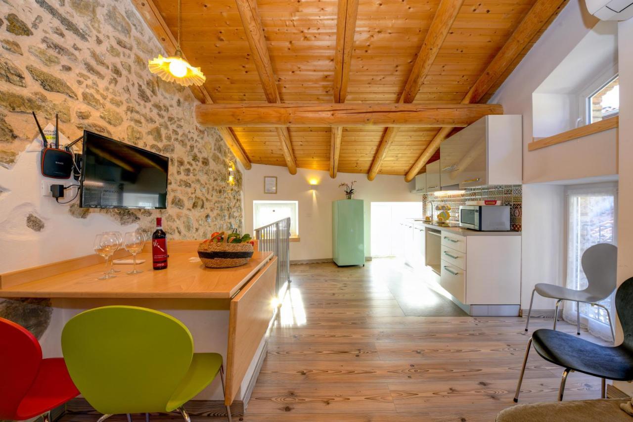 Casa Nel Borgo - Il Gufo Διαμέρισμα Tremosine Εξωτερικό φωτογραφία
