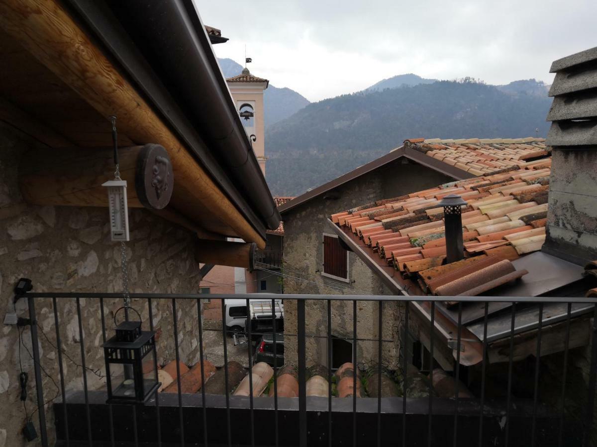 Casa Nel Borgo - Il Gufo Διαμέρισμα Tremosine Εξωτερικό φωτογραφία